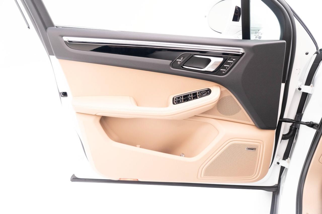 2025 Porsche Macan Pompano Beach FL