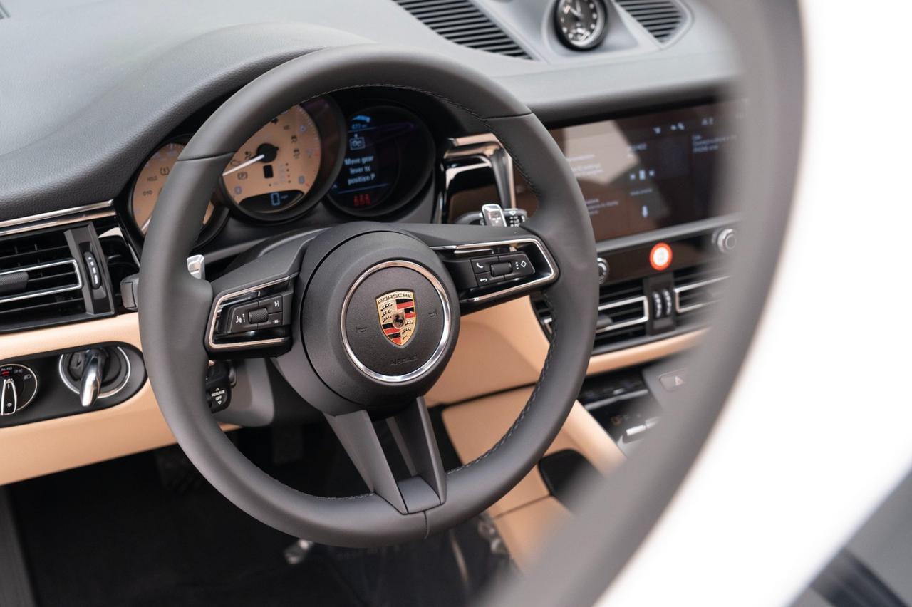 2025 Porsche Macan Pompano Beach FL