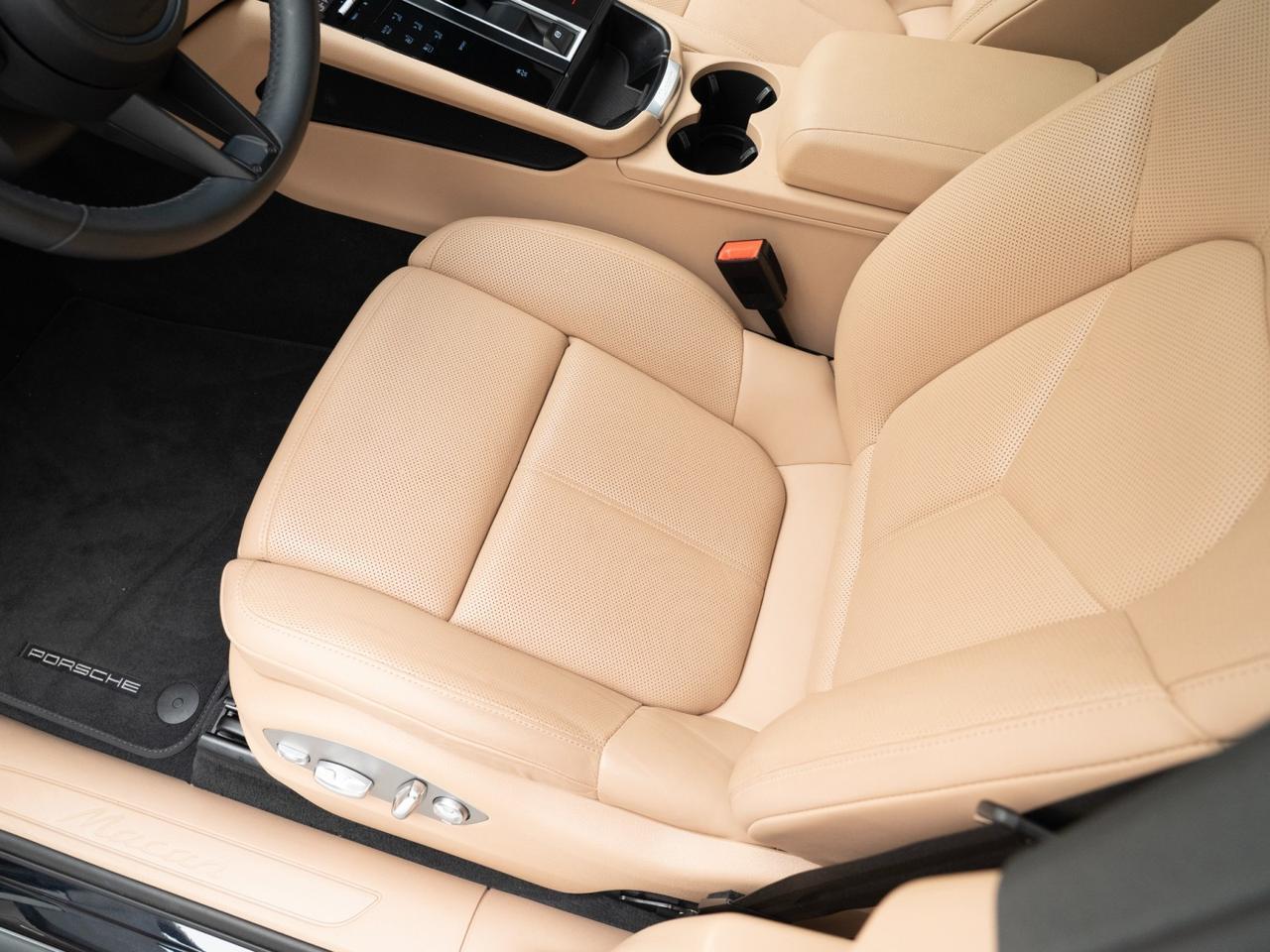 2025 Porsche Macan Pompano Beach FL