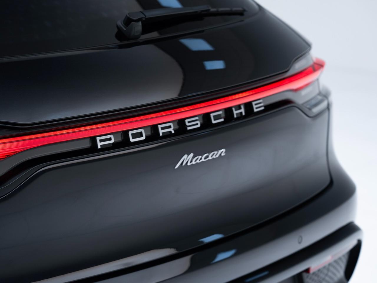 2025 Porsche Macan Pompano Beach FL