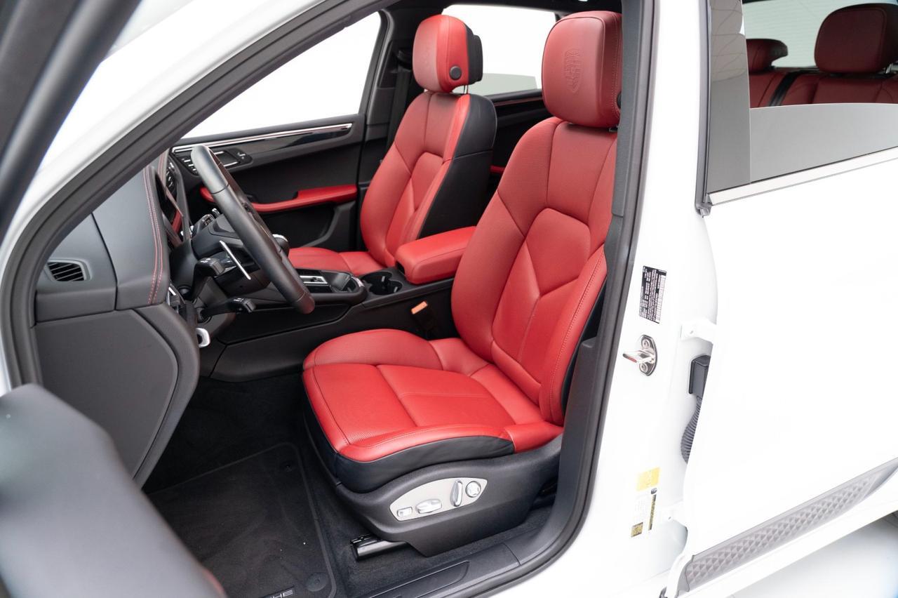 2025 Porsche Macan Pompano Beach FL