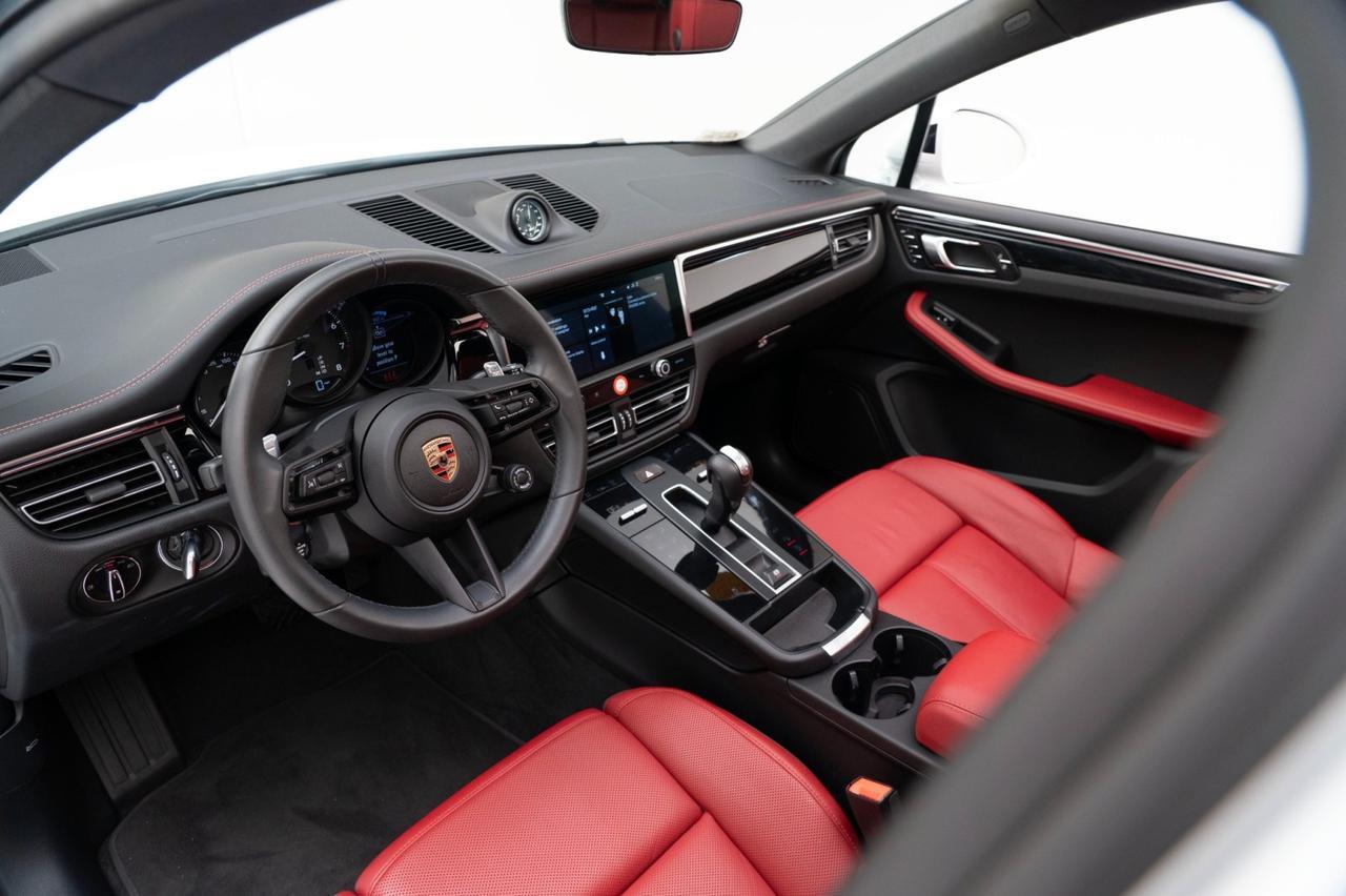 2025 Porsche Macan Pompano Beach FL
