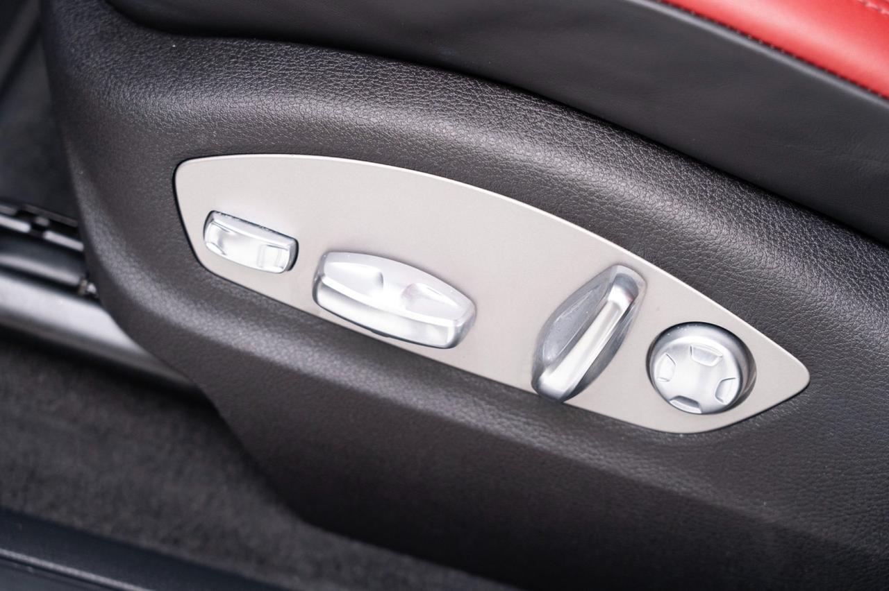 2025 Porsche Macan Pompano Beach FL