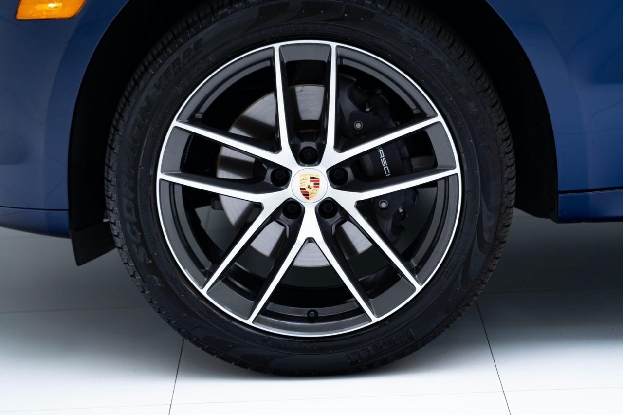 2025 Porsche Macan Pompano Beach FL