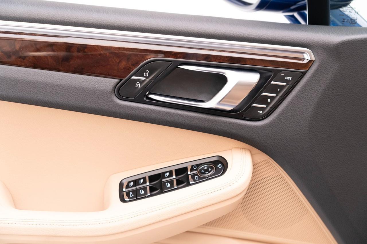 2025 Porsche Macan Pompano Beach FL