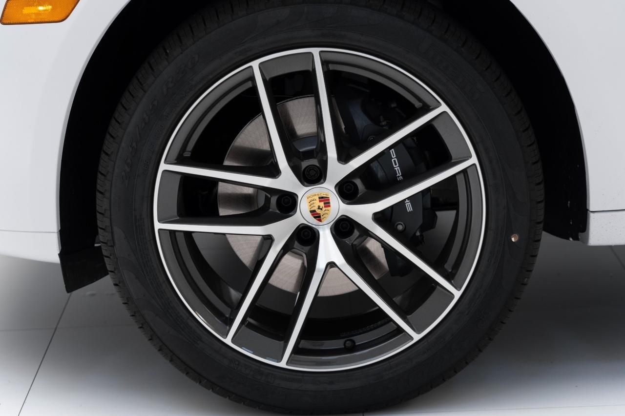 2025 Porsche Macan Pompano Beach FL