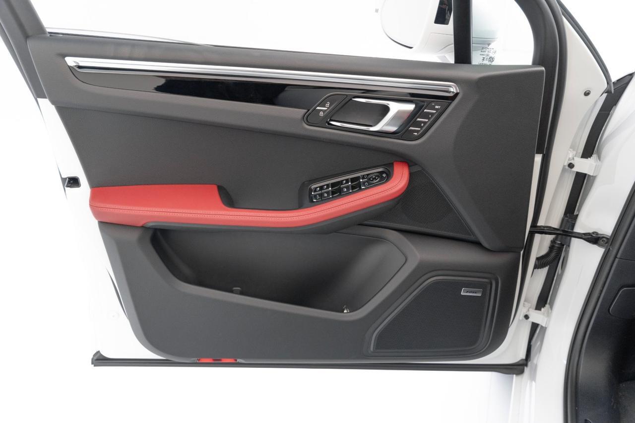 2025 Porsche Macan Pompano Beach FL