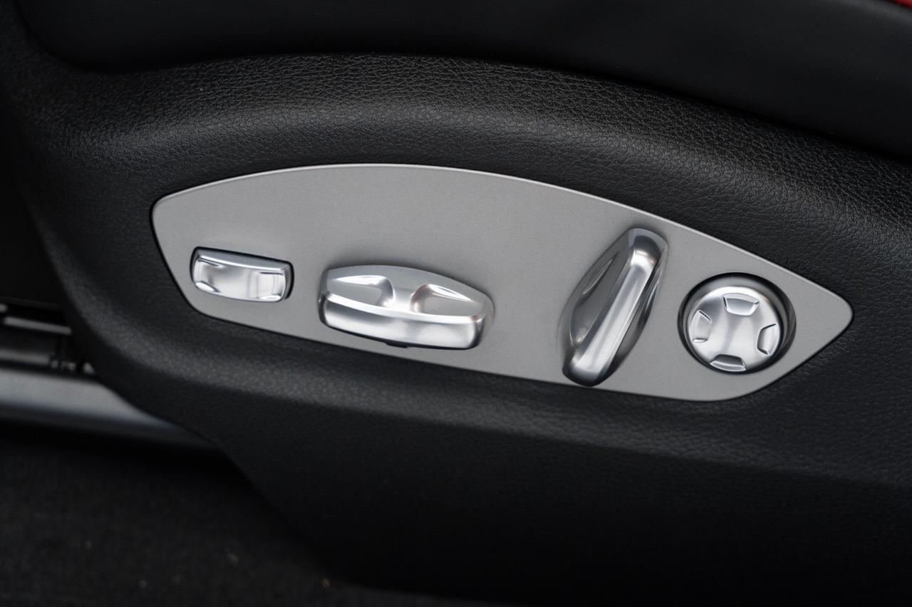 2025 Porsche Macan Pompano Beach FL