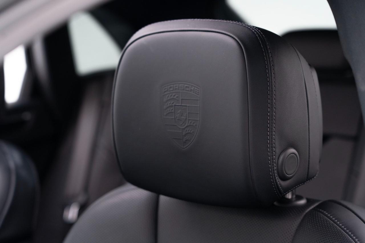 2025 Porsche Macan Pompano Beach FL