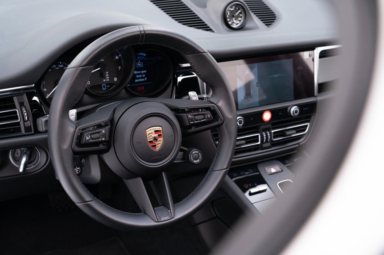 2025 Porsche Macan Pompano Beach FL