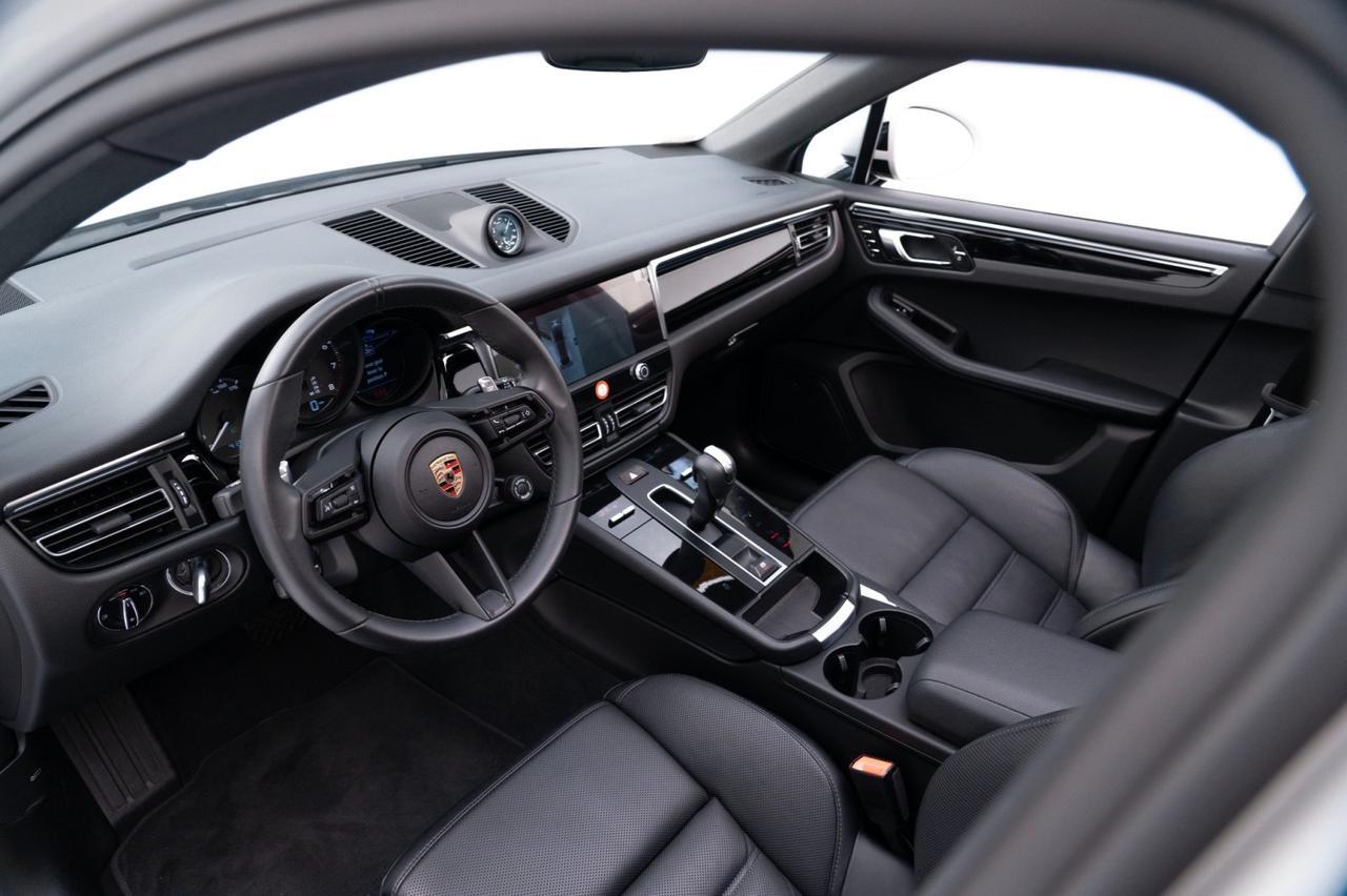 2025 Porsche Macan Pompano Beach FL