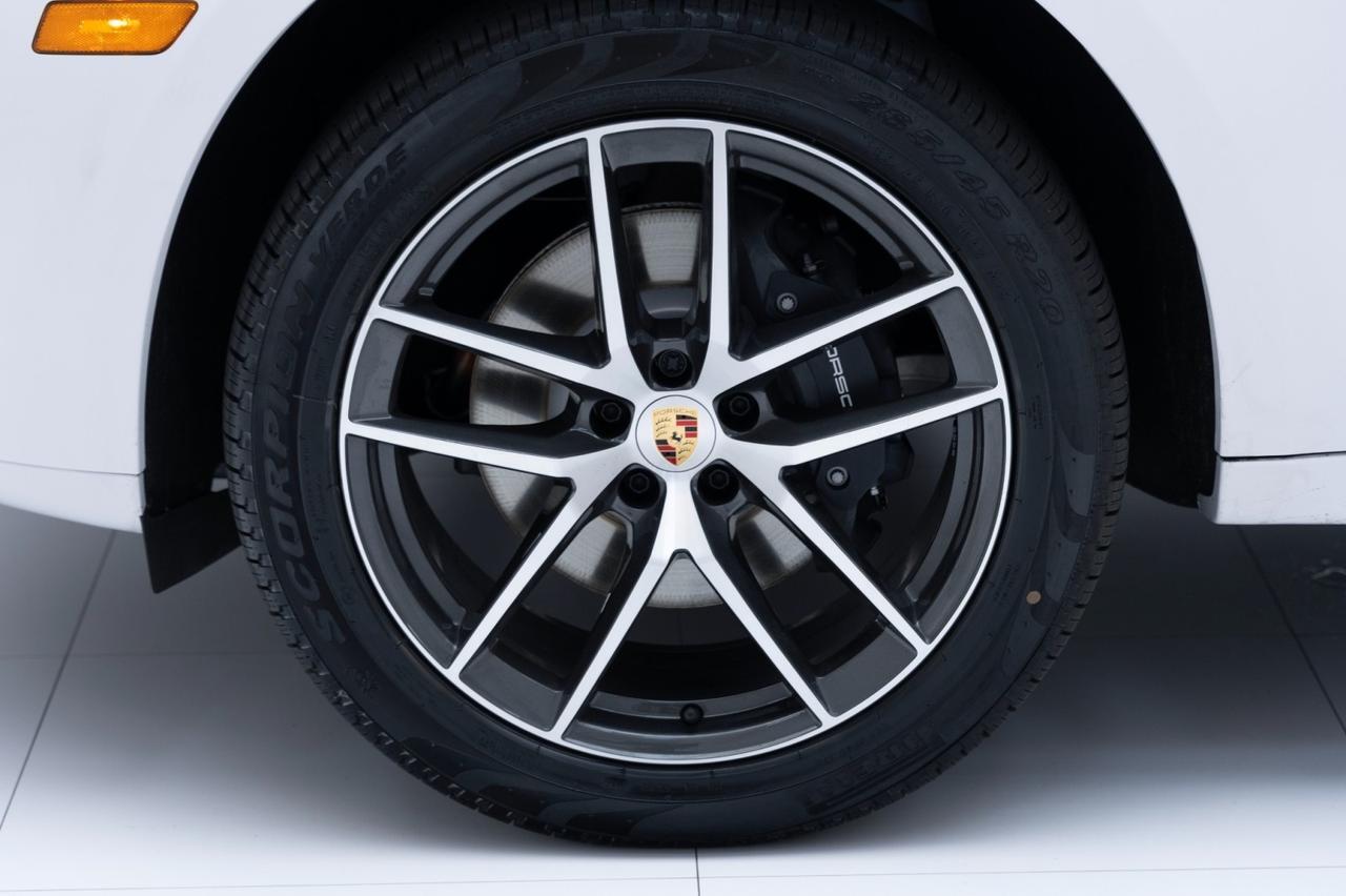 2025 Porsche Macan Pompano Beach FL