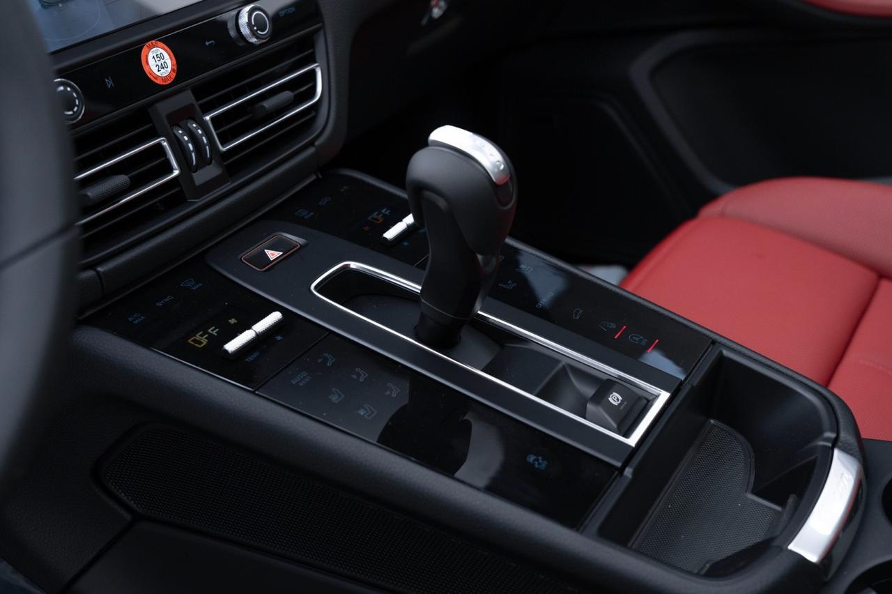 2025 Porsche Macan Pompano Beach FL