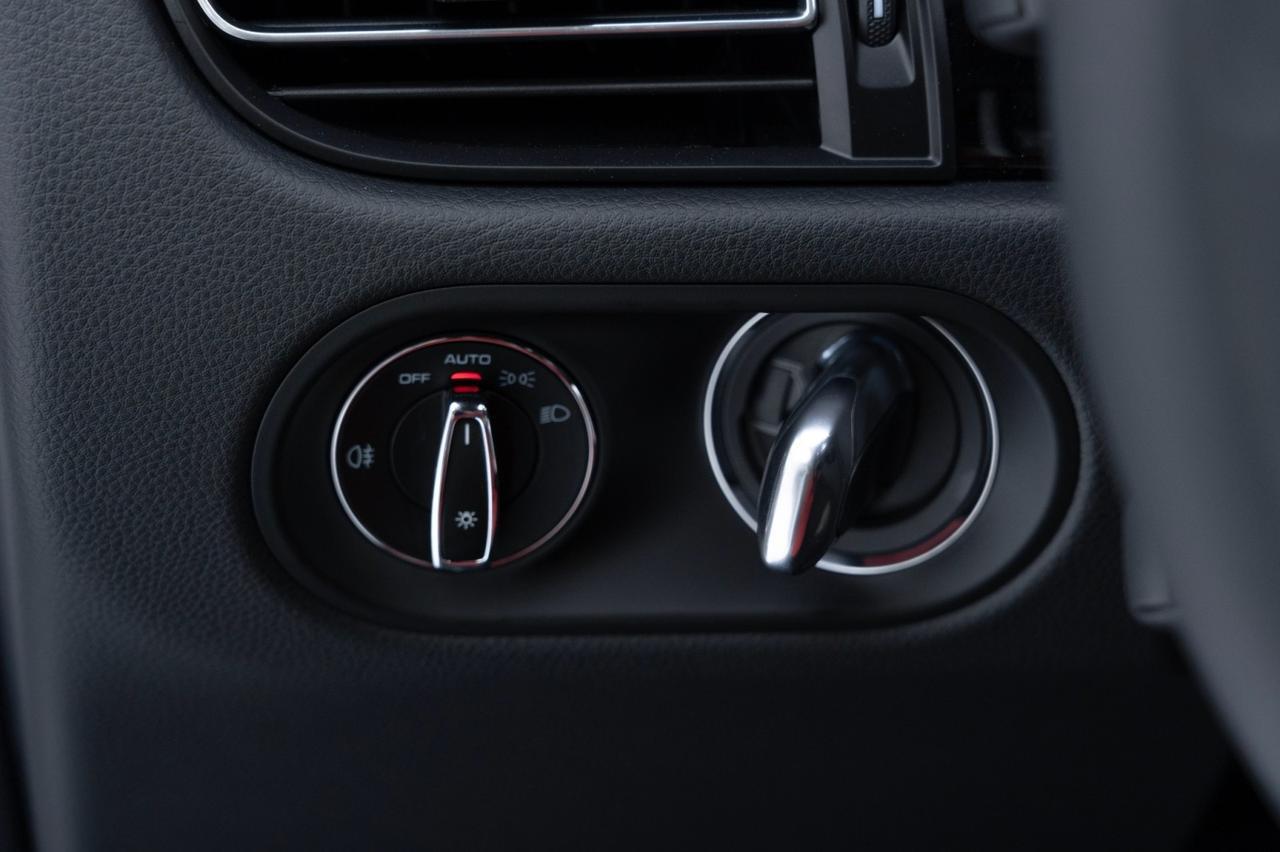 2025 Porsche Macan Pompano Beach FL