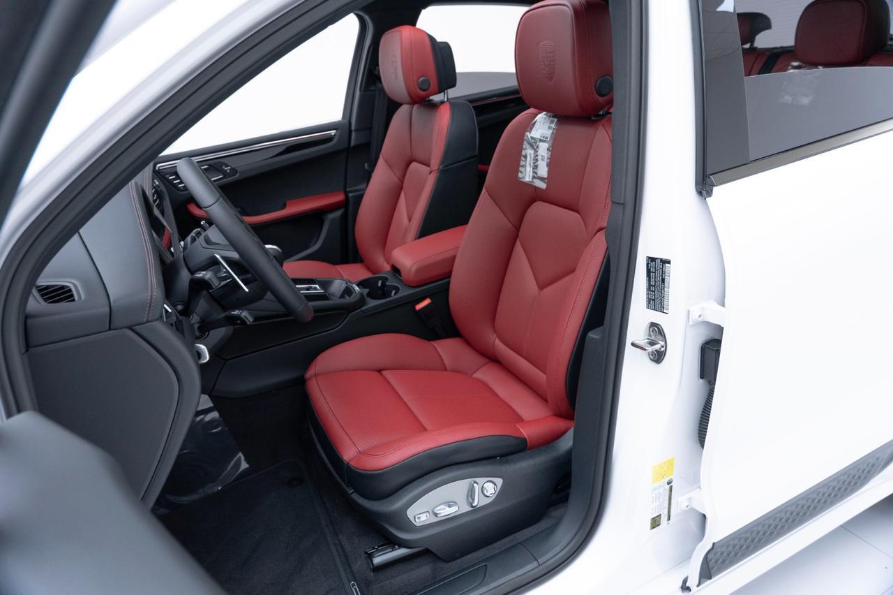 2025 Porsche Macan Pompano Beach FL