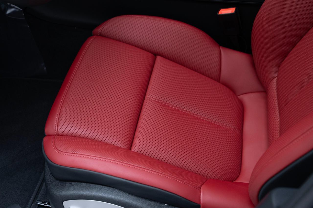 2025 Porsche Macan Pompano Beach FL