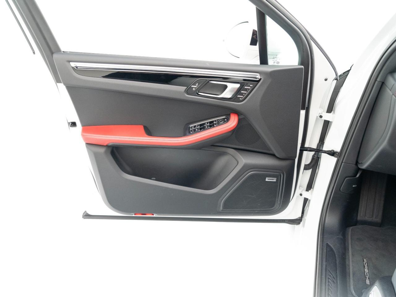 2025 Porsche Macan Pompano Beach FL