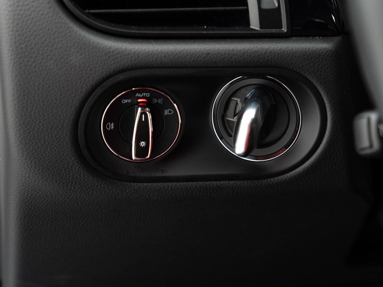 2025 Porsche Macan Pompano Beach FL