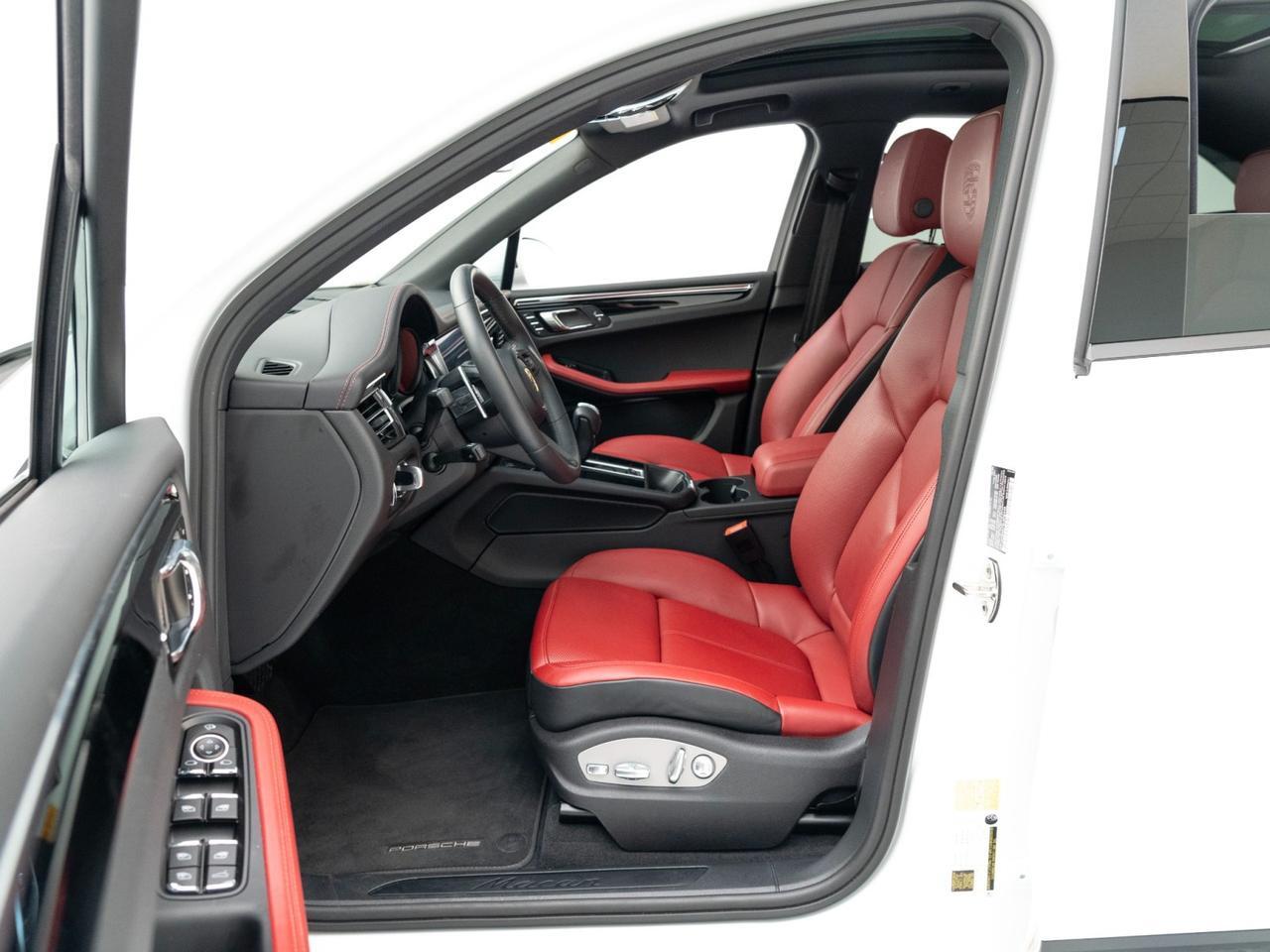 2025 Porsche Macan Pompano Beach FL