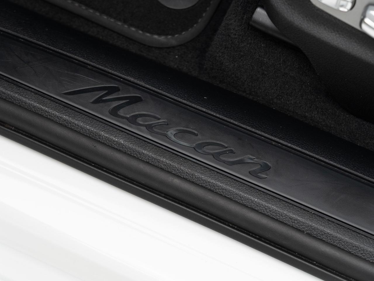 2025 Porsche Macan Pompano Beach FL