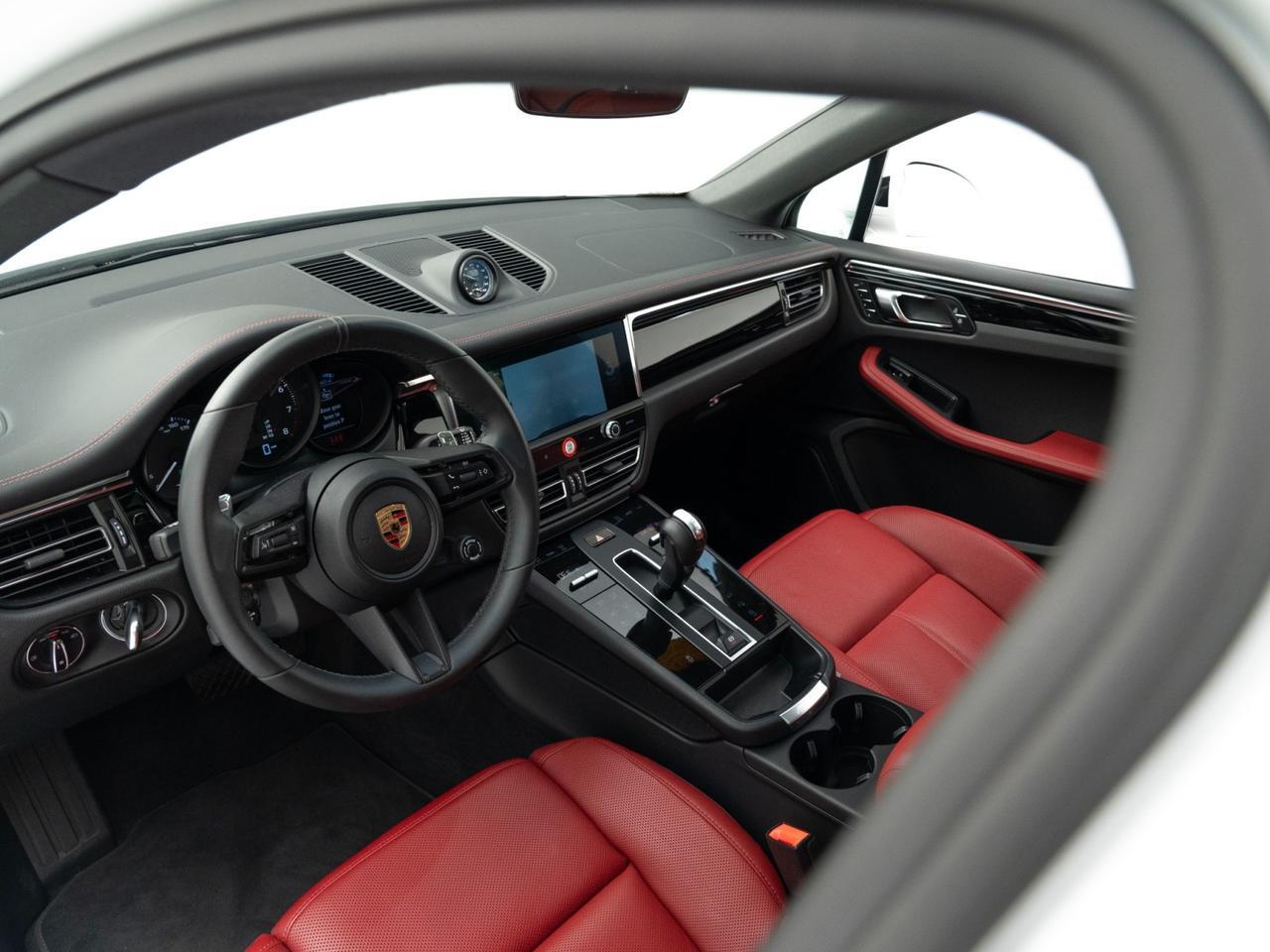 2025 Porsche Macan Pompano Beach FL