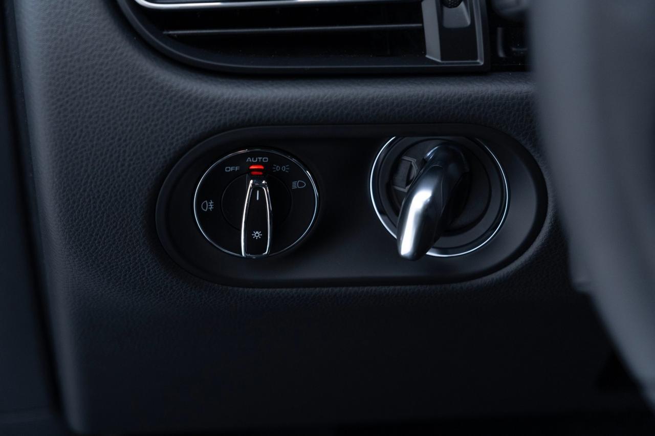 2025 Porsche Macan Pompano Beach FL