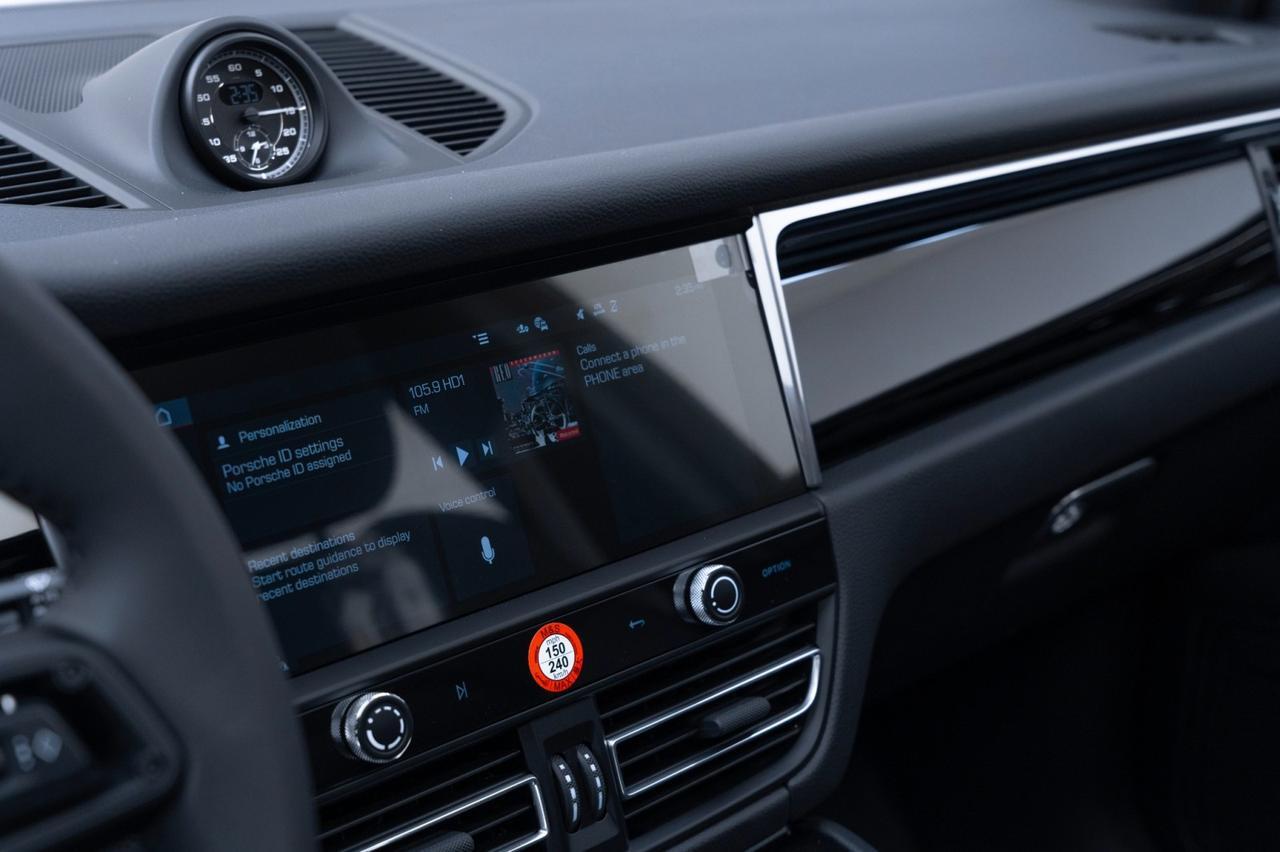 2025 Porsche Macan Pompano Beach FL