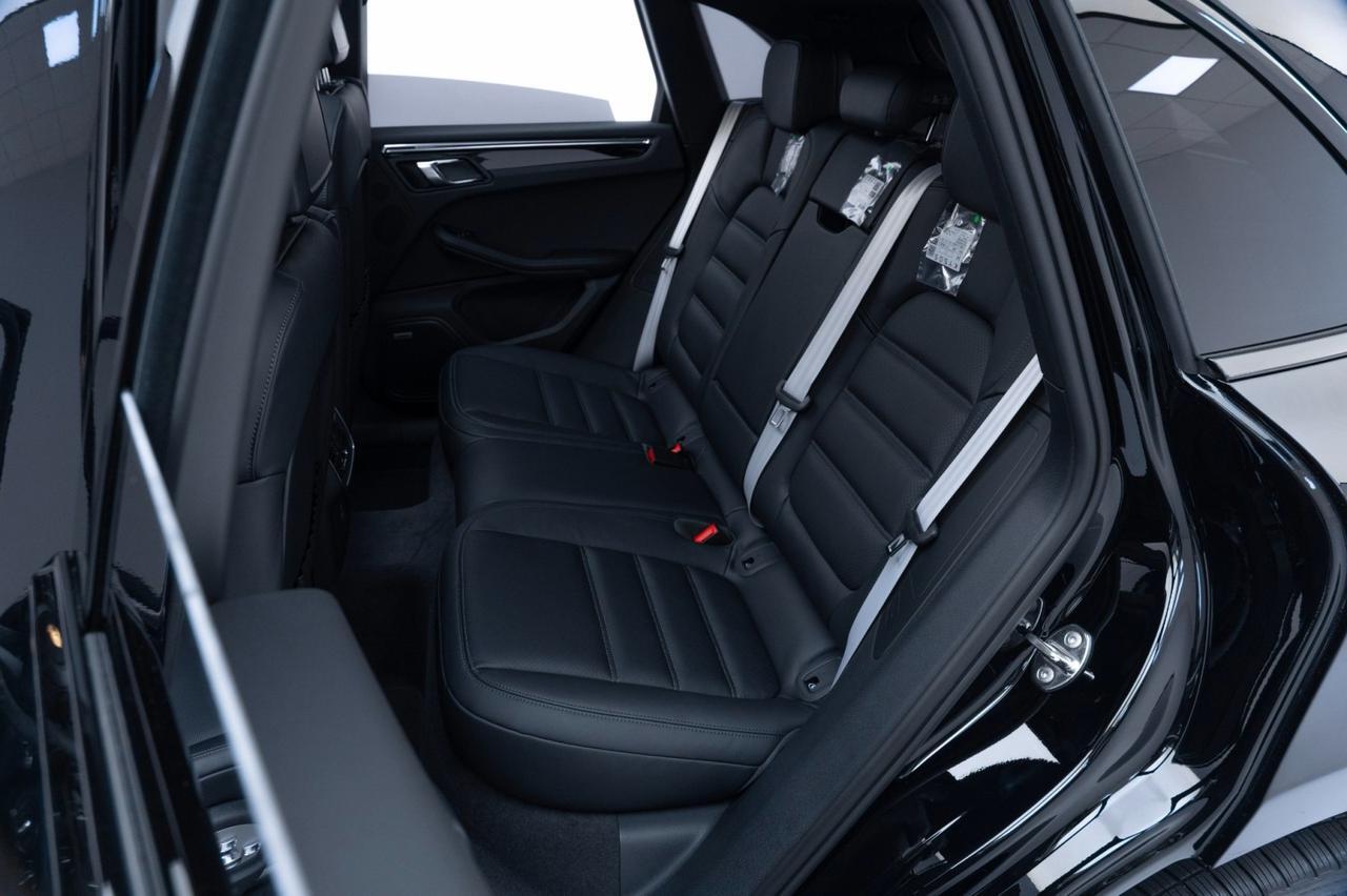 2025 Porsche Macan Pompano Beach FL