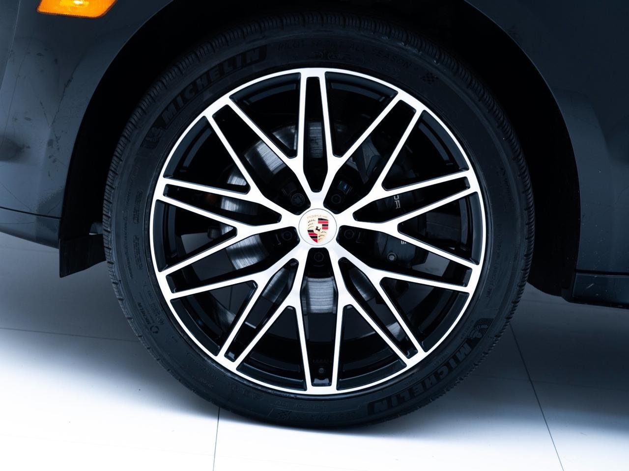 2025 Porsche Macan Pompano Beach FL