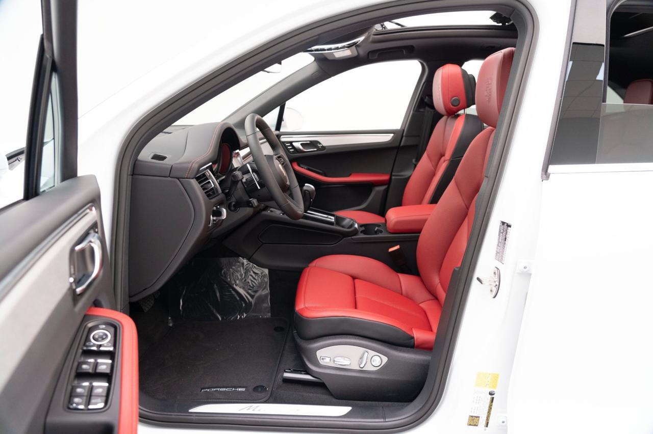 2025 Porsche Macan Pompano Beach FL
