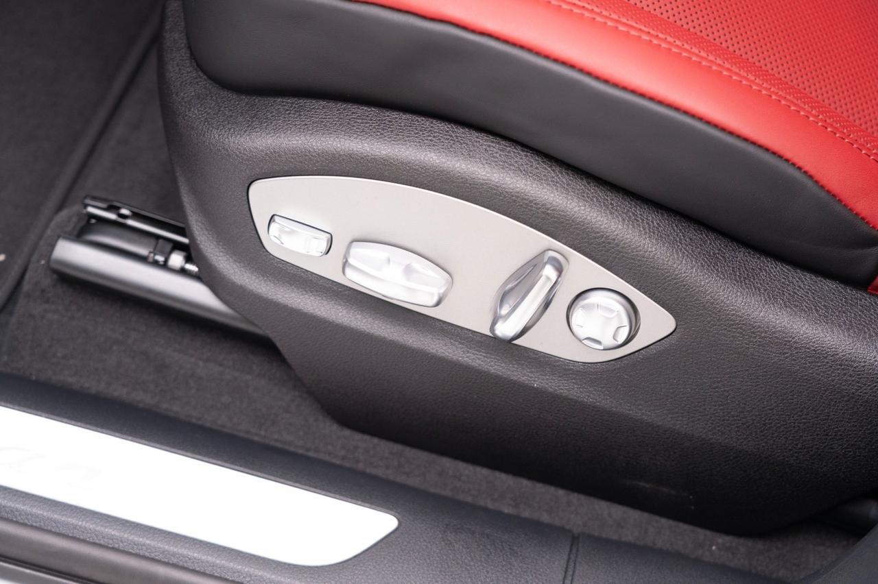 2025 Porsche Macan Pompano Beach FL