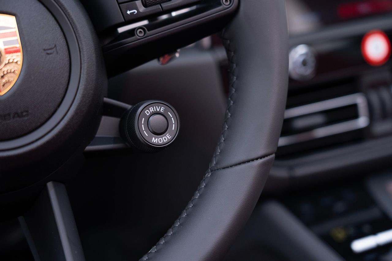2025 Porsche Macan Pompano Beach FL