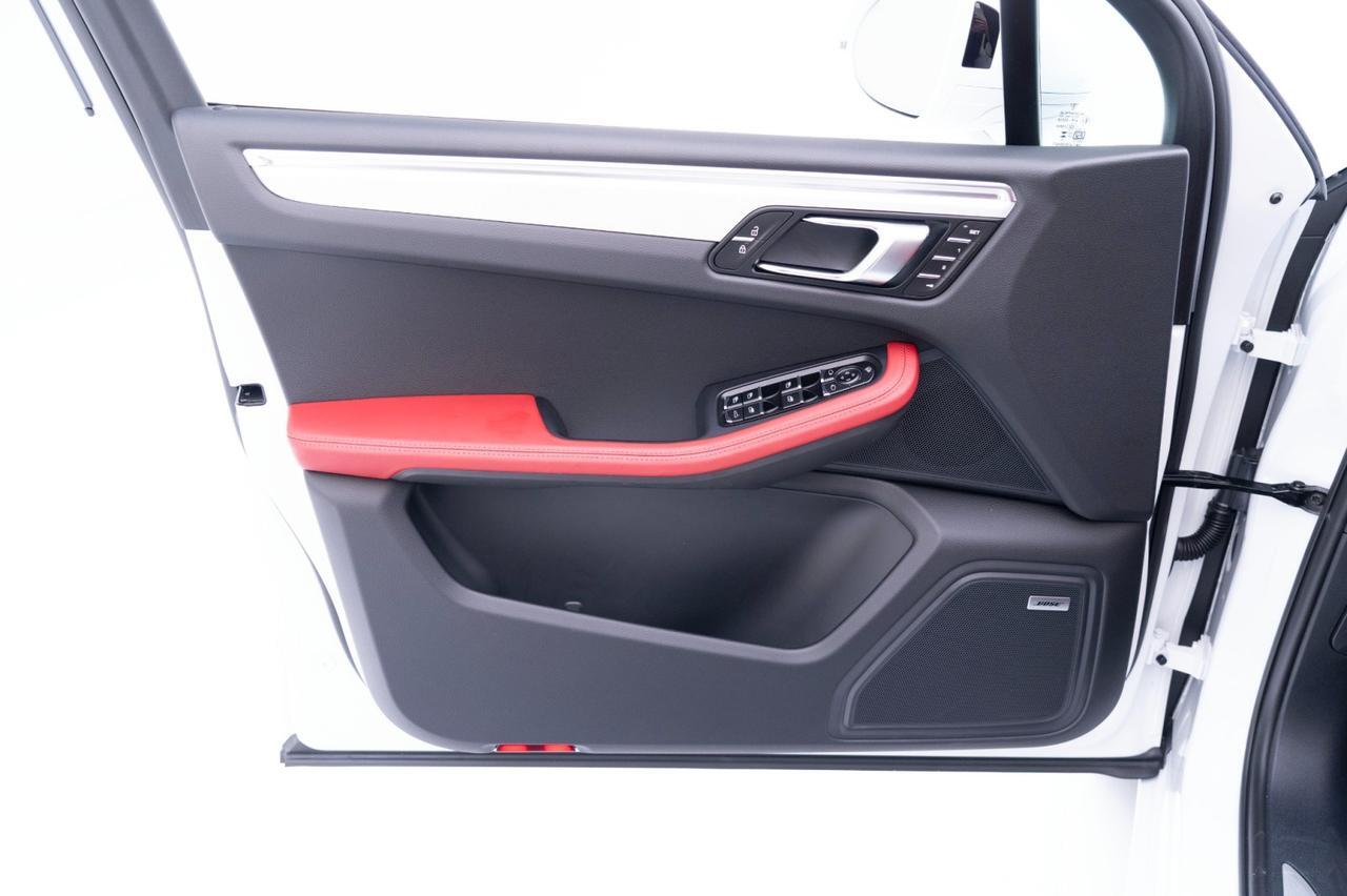 2025 Porsche Macan Pompano Beach FL