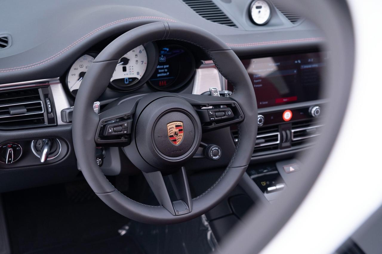 2025 Porsche Macan Pompano Beach FL