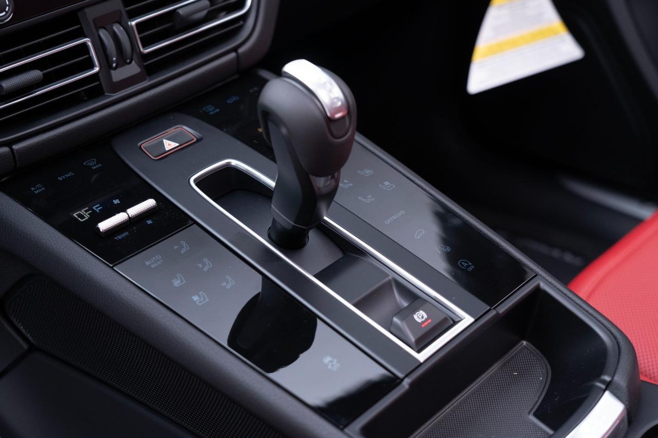 2025 Porsche Macan Pompano Beach FL