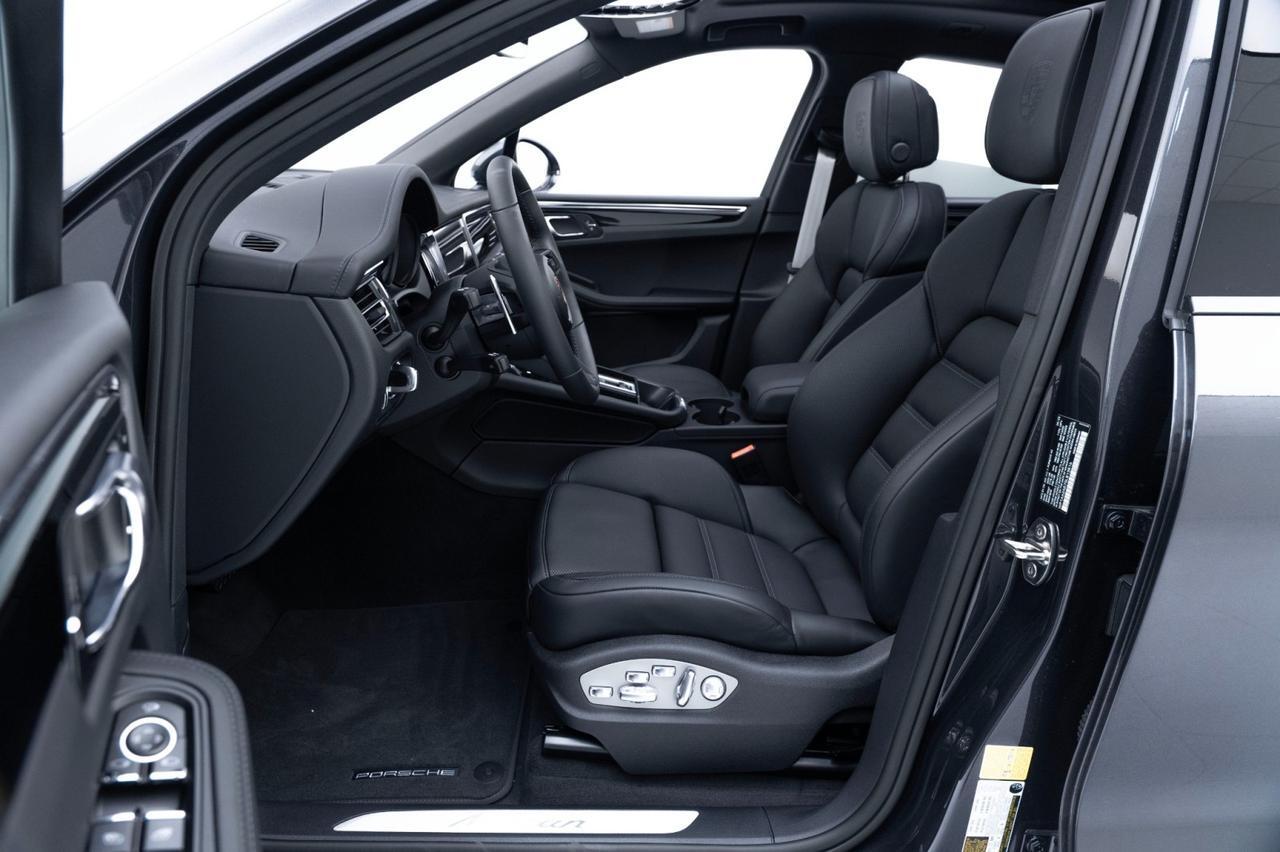 2025 Porsche Macan Pompano Beach FL