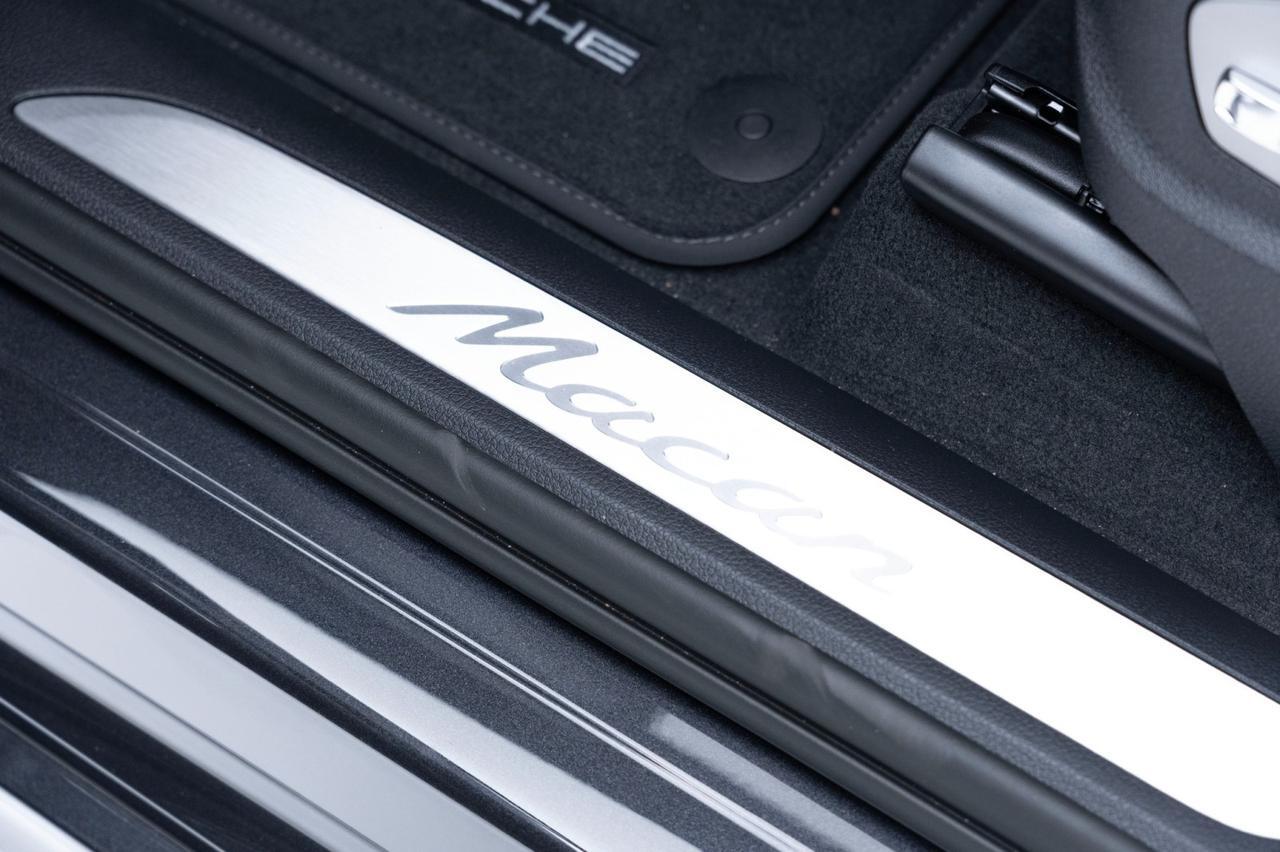2025 Porsche Macan Pompano Beach FL