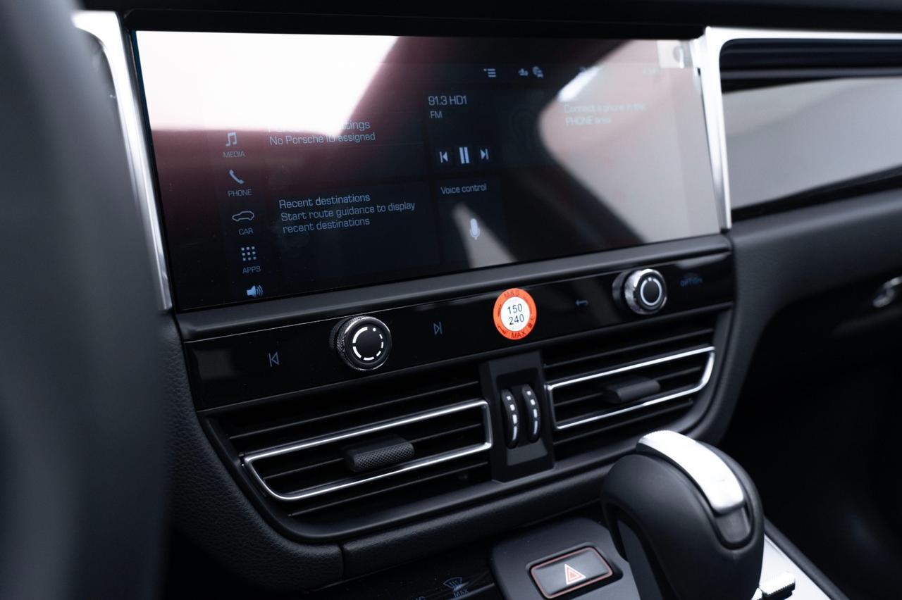 2025 Porsche Macan Pompano Beach FL
