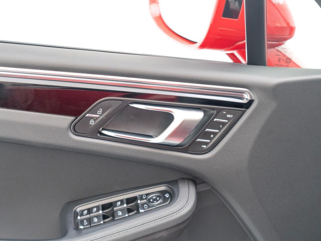 2025 Porsche Macan Pompano Beach FL