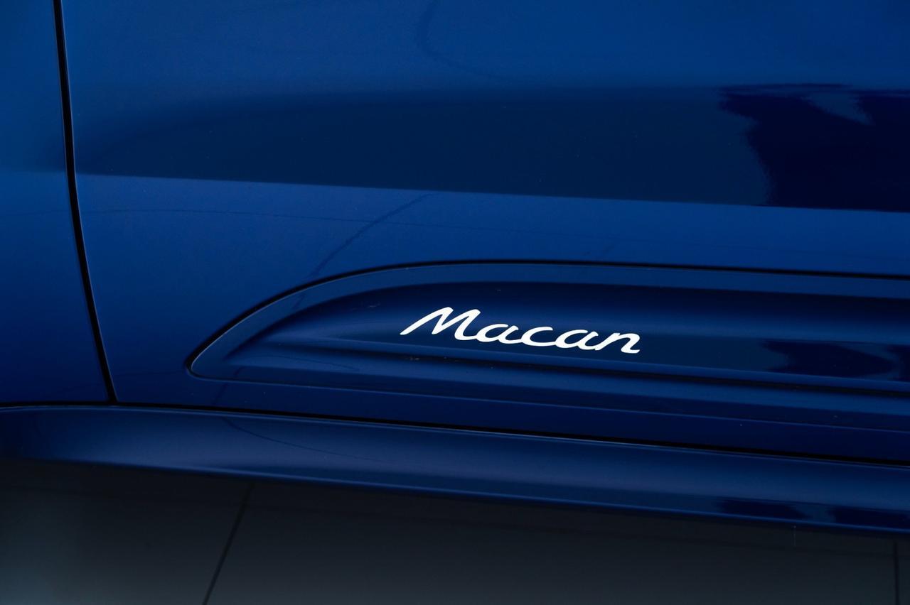 2025 Porsche Macan Pompano Beach FL