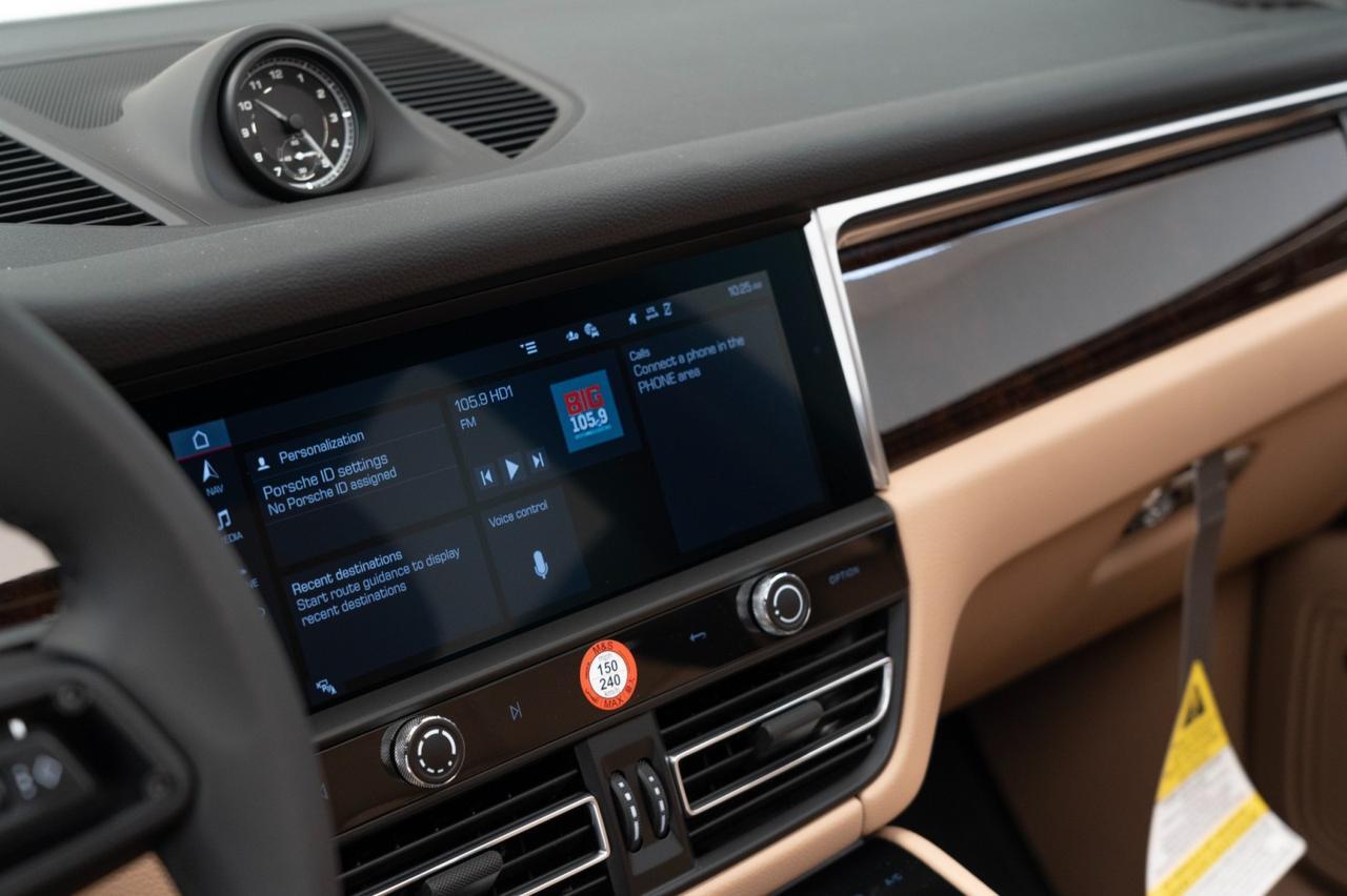 2025 Porsche Macan Pompano Beach FL