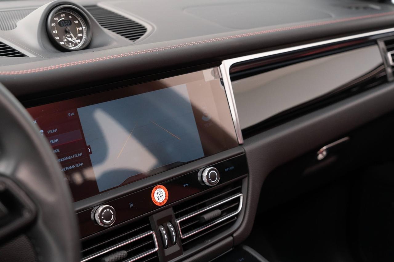 2025 Porsche Macan Pompano Beach FL