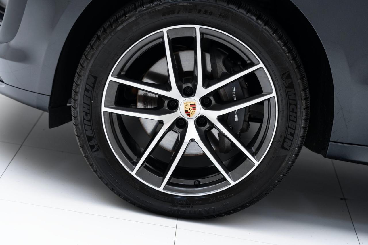 2025 Porsche Macan Pompano Beach FL