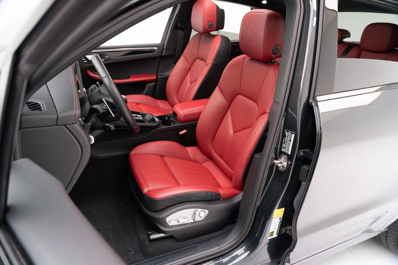 2025 Porsche Macan Pompano Beach FL