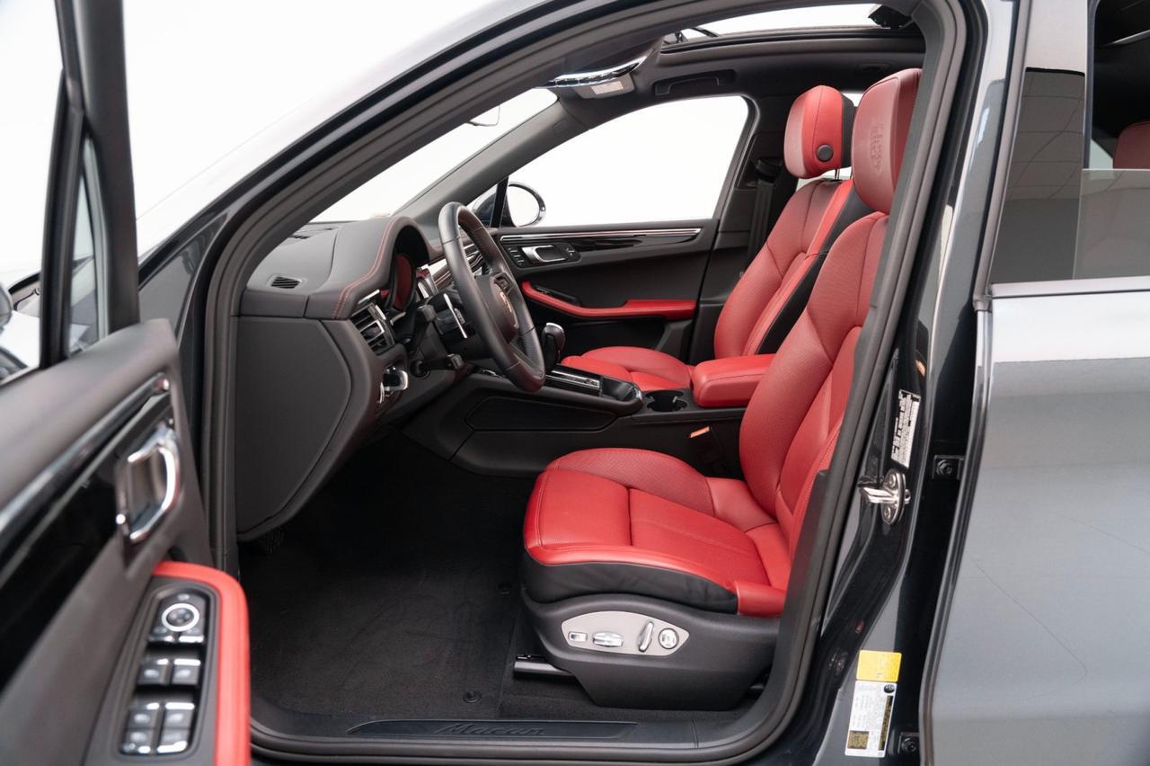 2025 Porsche Macan Pompano Beach FL
