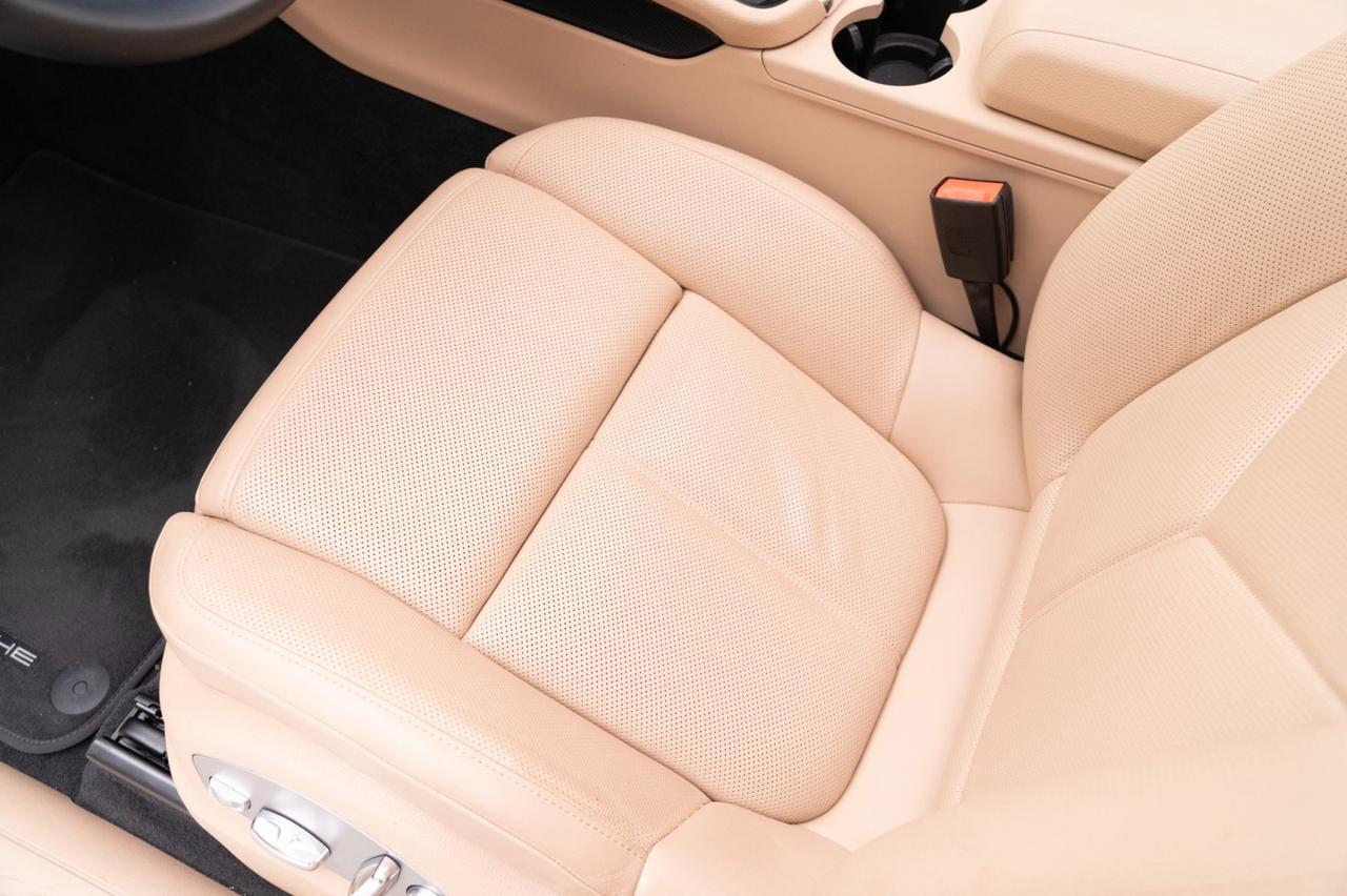 2025 Porsche Macan Pompano Beach FL