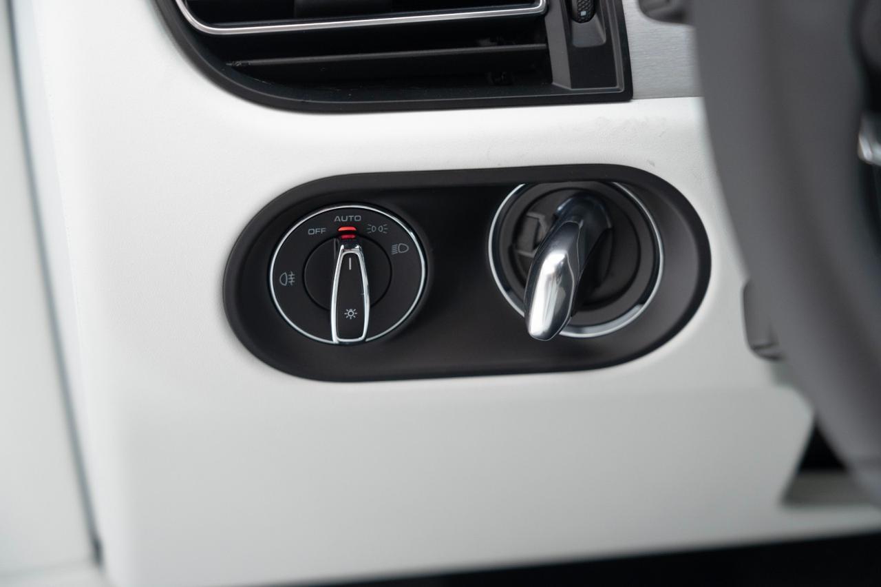 2025 Porsche Macan Pompano Beach FL