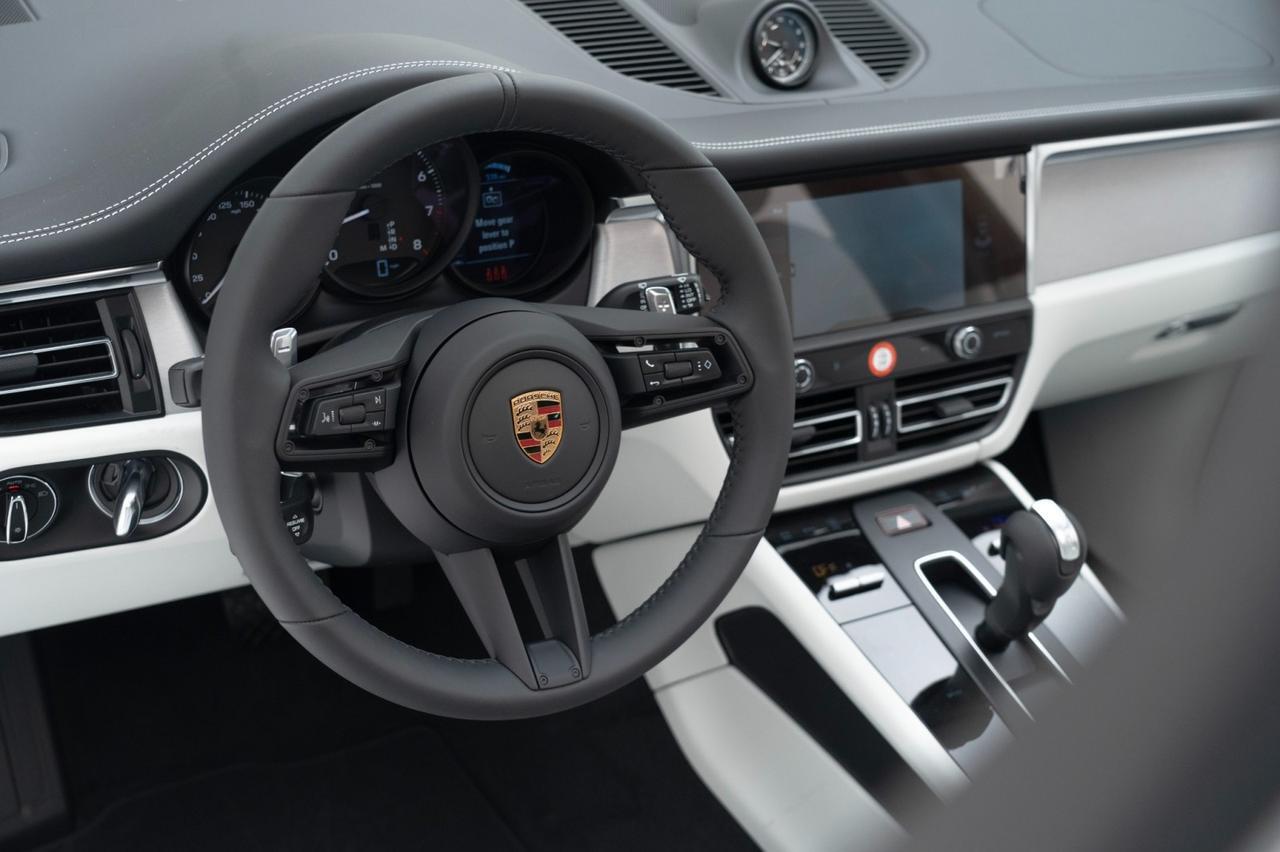 2025 Porsche Macan Pompano Beach FL