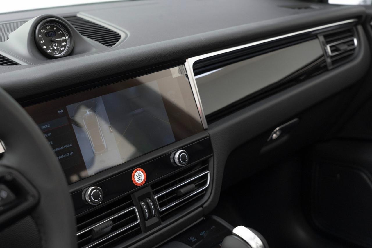 2025 Porsche Macan Pompano Beach FL