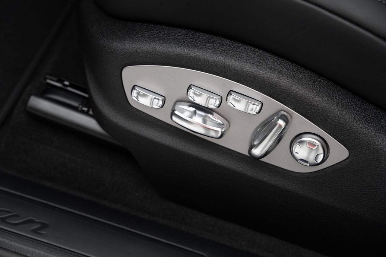 2025 Porsche Macan Pompano Beach FL